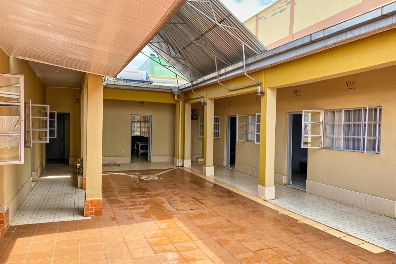 Tulia Lodge Eldoret Esterno foto